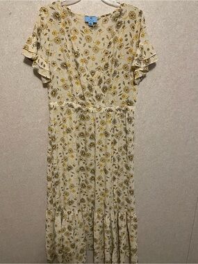 CeCe Cream Maxi Dress with Yellow Floral Print